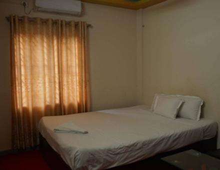 Unforgettable First Night: Why Our Premium Couple Suite is the Top Choice for Newlyweds