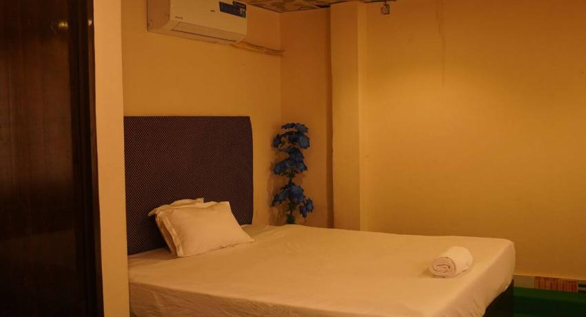 Premium Couple Suite